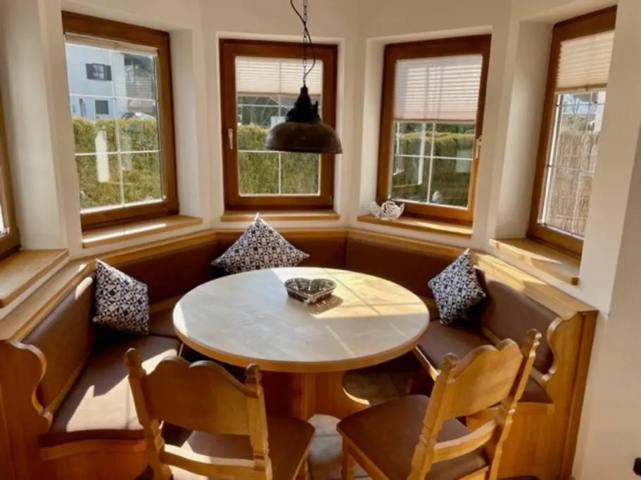 Kleines Haeuschen Mit Bergblick Apartment Eschenlohe